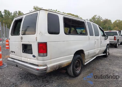 1998 Ford Super Club Wagon Xl/Xlt from USA, damaged, VIN 1FBSS31F8WHB19579